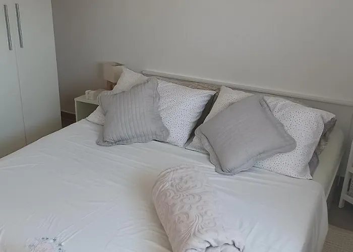 As アパート イェゼラ